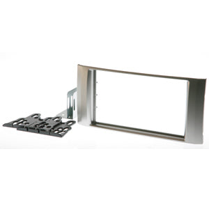 Aerpro - FP8032 - ISUZU D-MAX 2009 UP SILVER DOUBLE DIN FASCIA